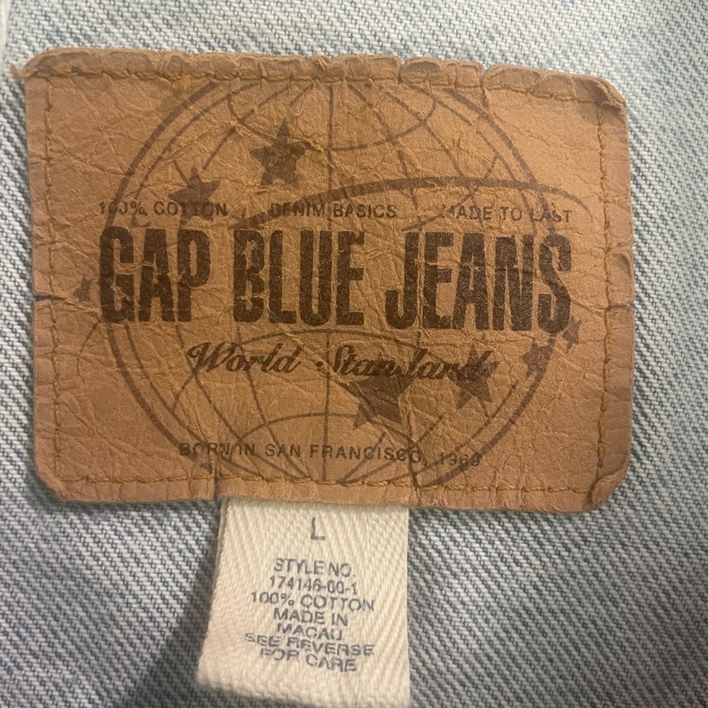 Vintage Gap Denim Jacket - Picture 3 of 3